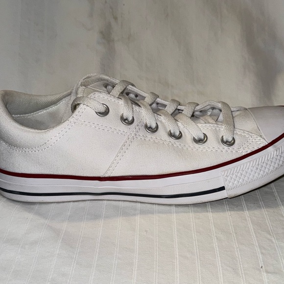 Ladies Converse Sneakers - Picture 2 of 8